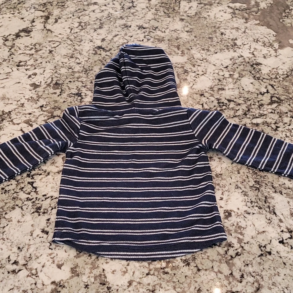 NWT JANIE AND JACK BOYS hooded shirt. Size 18to 24M navy blue and white - Picture 5 of 5